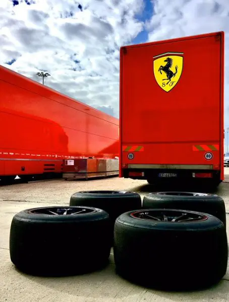 Ferrari Pirelli
