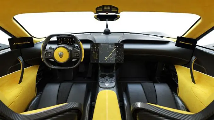 Koenigsegg Gemera 12