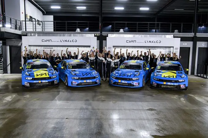 Link Co WTCR teamfoto