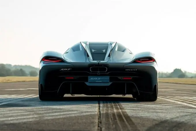12_Koenigsegg_Jesko_Absolute