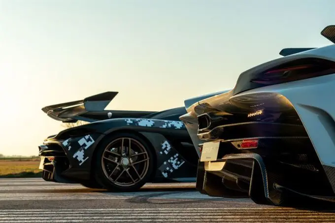 3_Koenigsegg_Jesko_Absolut