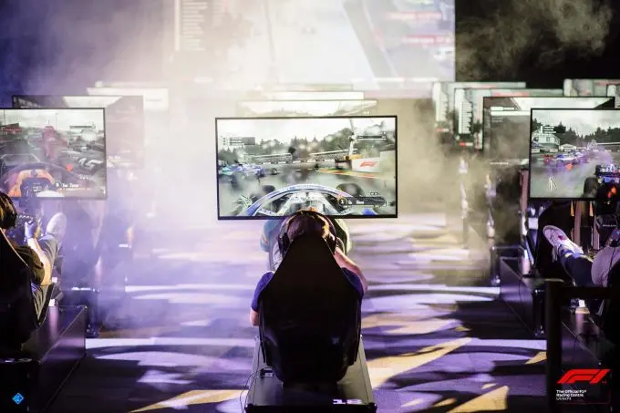 Official F1 Racing Centre
