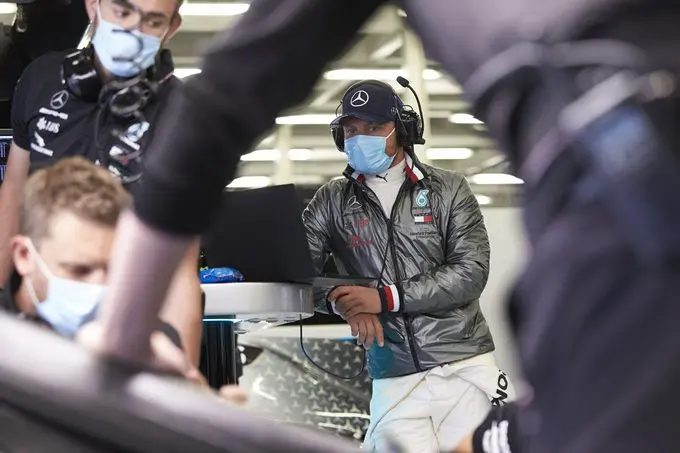 F1