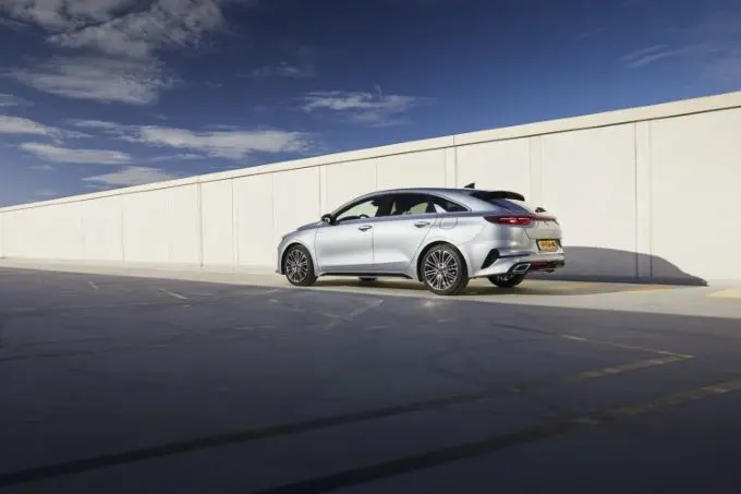 Kia ProCeed