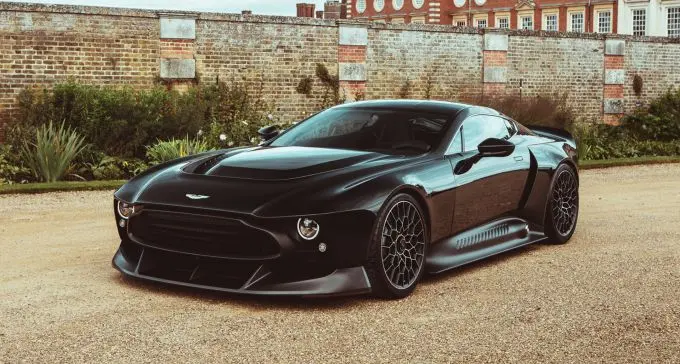 Aston Martin Victor 2