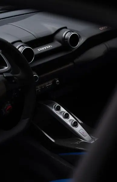 2020 Ferrari Omolgata