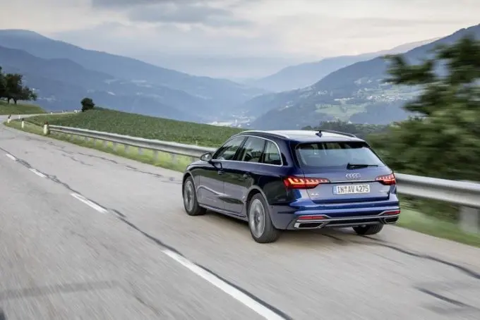 2.0 TFSI-motoren met mild hybrid-technologie voor de Audi A4