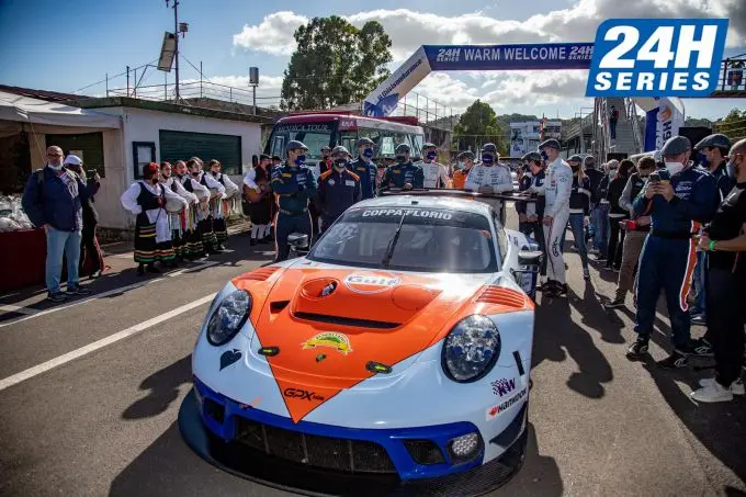24H_Series_Gulf_Porsche