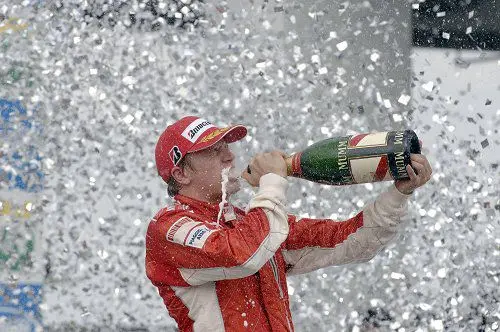 Kimi wereldkampioen 2007