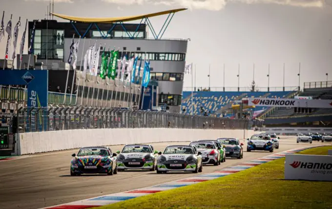 Mazda MX-5 Cup