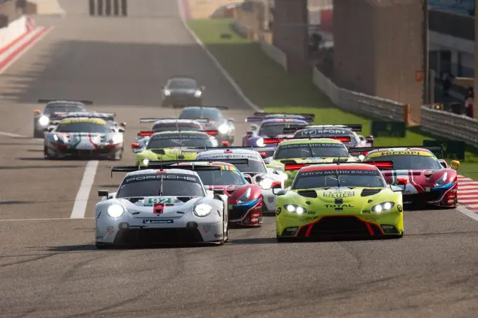 WEC_Bahrein_start_GTE_Porsche_winnaar_Aston_Martin_kampioen