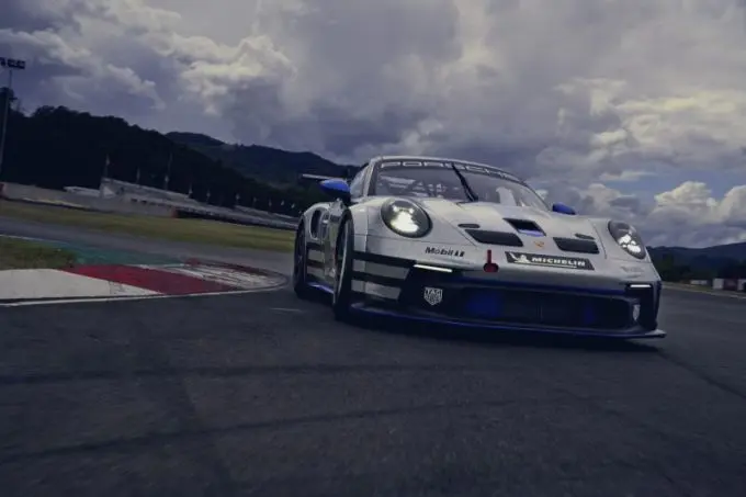 Nog krachtiger, sneller én spectaculairder: nieuwe 911 GT3 Cup