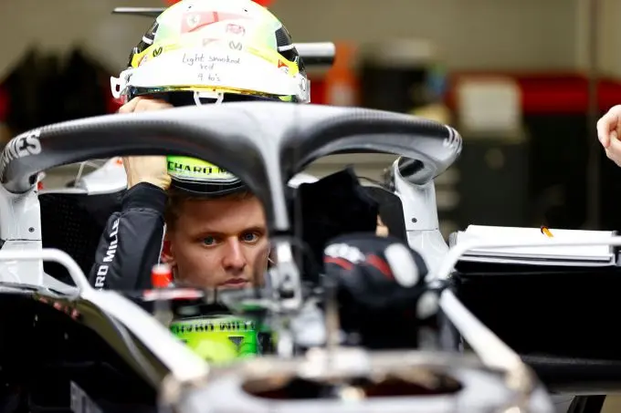 Mick Schumacher seatfit F1 Haas