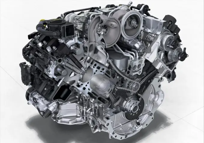 De drijvende kracht achter de Flying Spur V8 in feiten & cijfers