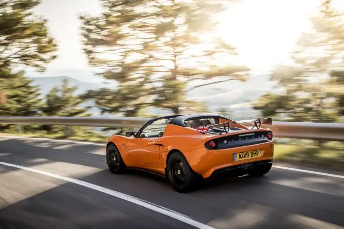 Lotus Exige oranje