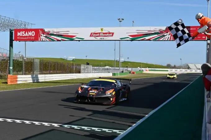 Grouwels_finish Misano