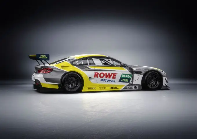 22_ROWE_Racing_BMW_M6_GT3