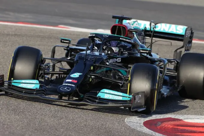 Lewis_Hamilton_Mercedes_pre_season_test_Bahrain 2021