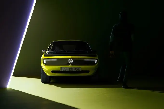 Opel Manta GSe ElektroMOD 5