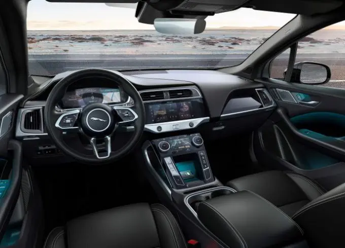De nieuwe Jaguar I-PACE BLACK
