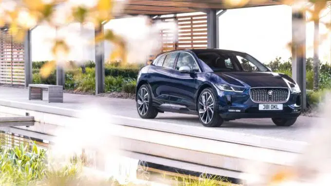 De nieuwe Jaguar I-PACE BLACK
