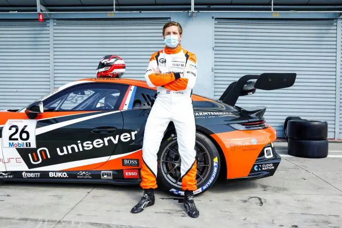 4_PM1SC_Jesse_van_Kuijk_inmonacostartnieuwtijdperkporschemobil1supercup17
