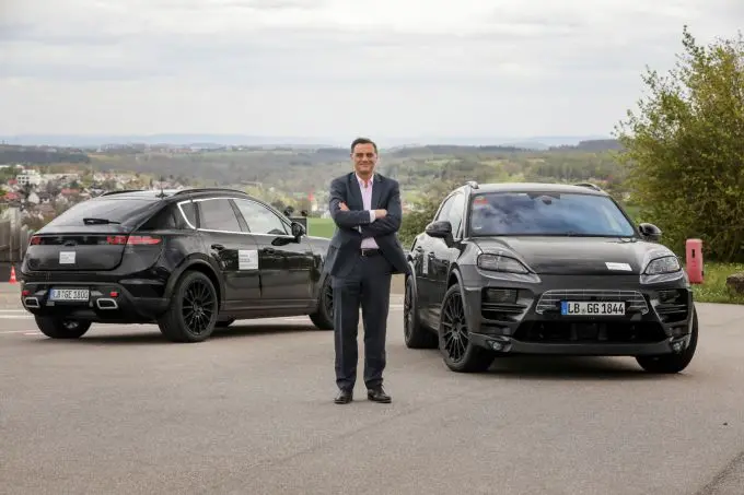 Michael Steiner, lid van de raad van bestuur, onderzoek en ontwikkeling, bij Porsche AG Prototype 100% elektrische Porsche Macan 4