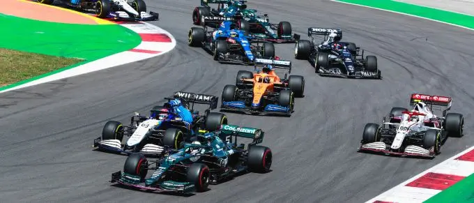 GP2103_Portugal_Sebastian_battles_George_Russell_at_the_start_of_the_race