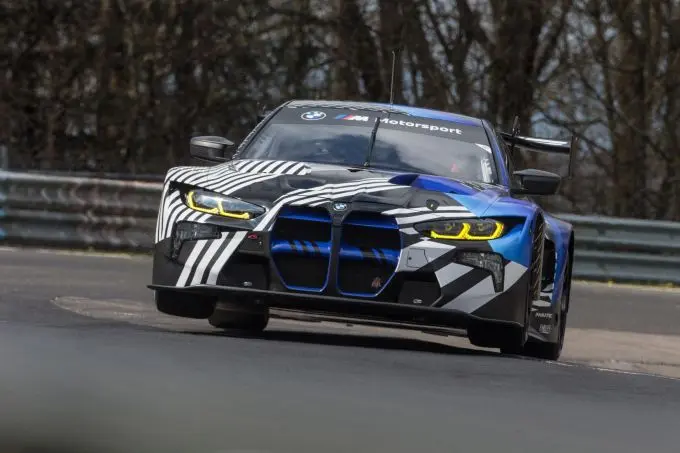 8_BMW_M4_GT3