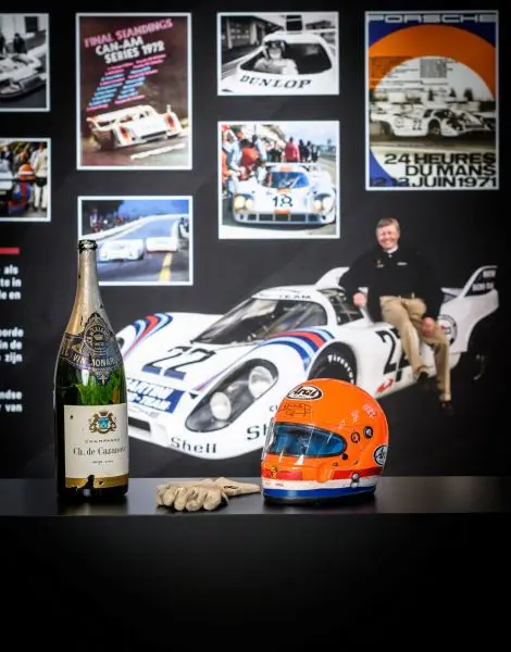 9_50jaargeledengijsvanlennepwint24uurlemansmetporsche917_Relikwieën