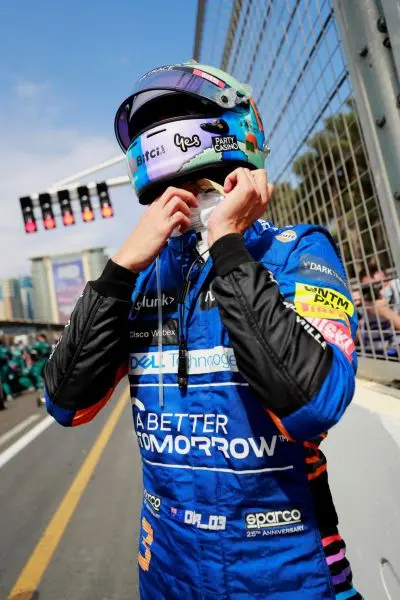 Daniel_Ricciardo_on_the_grid_2021AzerbaijanGrandPrix