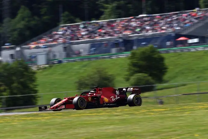 Ferrari onderweg bij GP Stiermarken 2