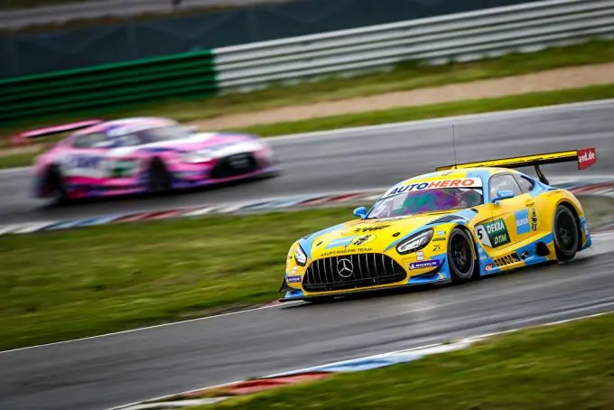 HRT preview Monza BWT en Bilstein Mercedes AMG GT3 actie 2