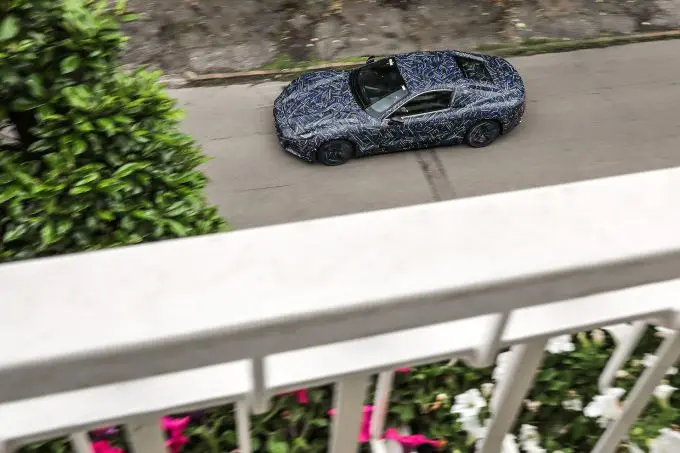 eerste prototype van de nieuwe Maserati GranTurismo
