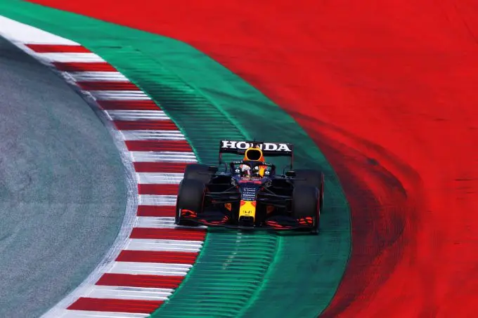 GP Stiermarken 2021 Max Verstappen op weg naar de pole