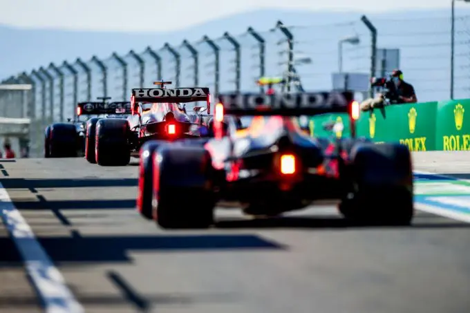 Lewis_Hamilton_Max_Verstappen_Sergio_Perez_GP_Hungary