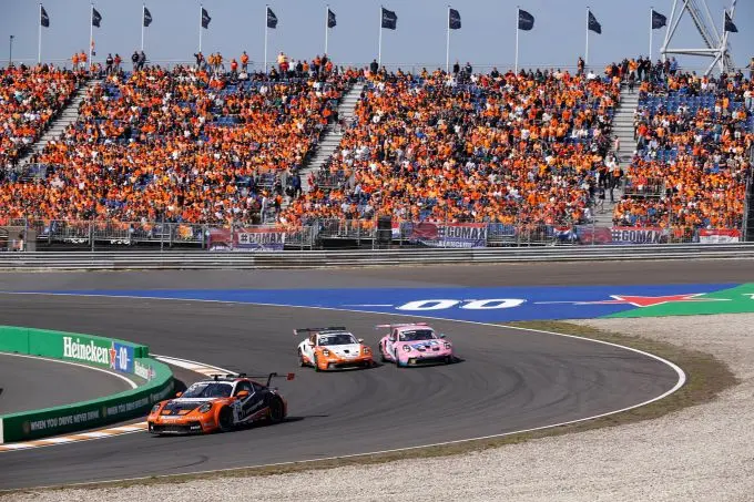 Porsche Mobil 1 Supercup Zandvoort Larry ten Voorde Tarzanbocht