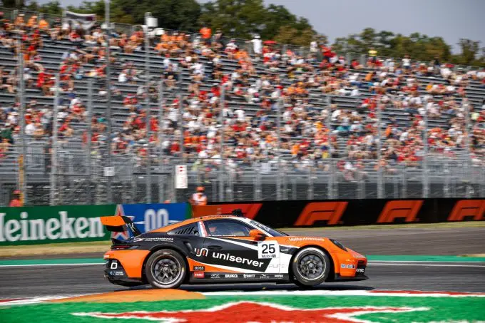 Porsche Mobil 1 Supercup Larry ten Voorde op weg naar de zege