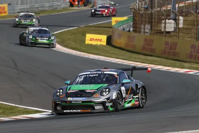 Porsche Mobil 1 Supercup Zandvoort Jaap van Lagen 2