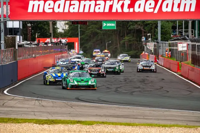 Huub van Eijndhoven Porsche start Circuit Zolder