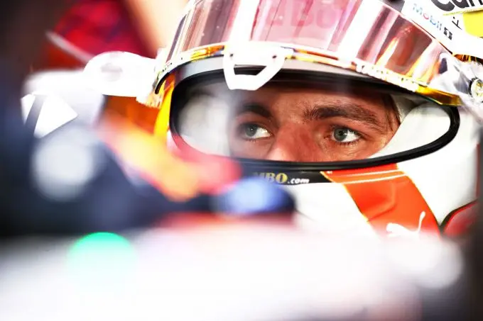 Max_Verstappen_cool_in_Qatar