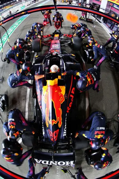 Max_Verstappen_pitstop Qatar