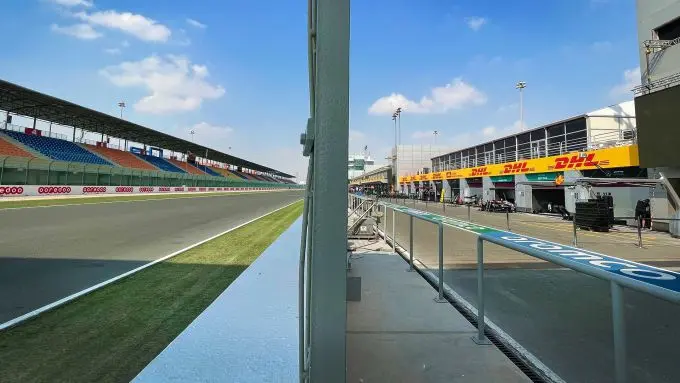 Qatar Losail Circuit pitlane