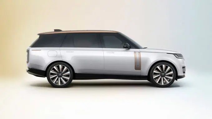 De New Range Rover SV: hoe innovatieve en verfijnde materialen de moderne luxe van Special Vehicle Operations definiëren