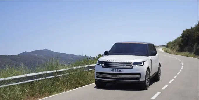 De New Range Rover SV: hoe innovatieve en verfijnde materialen de moderne luxe van Special Vehicle Operations definiëren