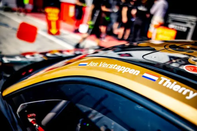 Porsche @ 24H Dubai 2022 Nr5 Jos Verstappen