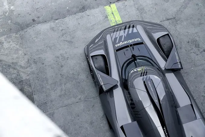  PEUGEOT-9x8-hybrid-hypercar-ultiem-design 4