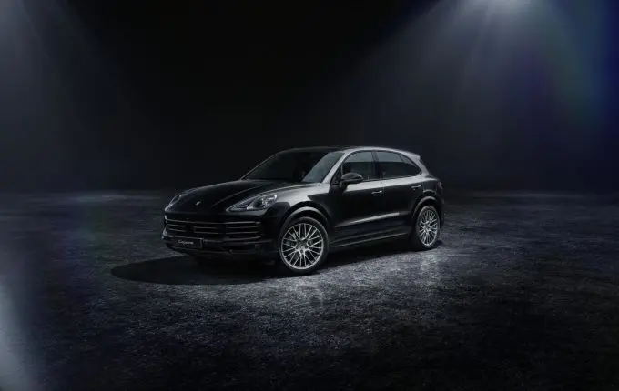 Porsche Cayenne Platinum Edition 3