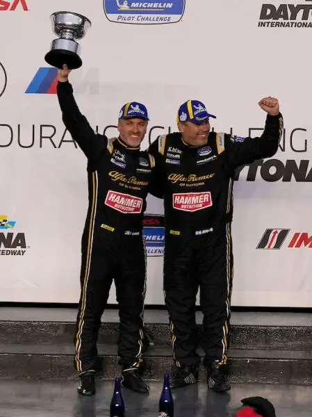 Roy Block en Tim Lewis winnaars met de Alfa Romeo Giulietta Veloce TCR