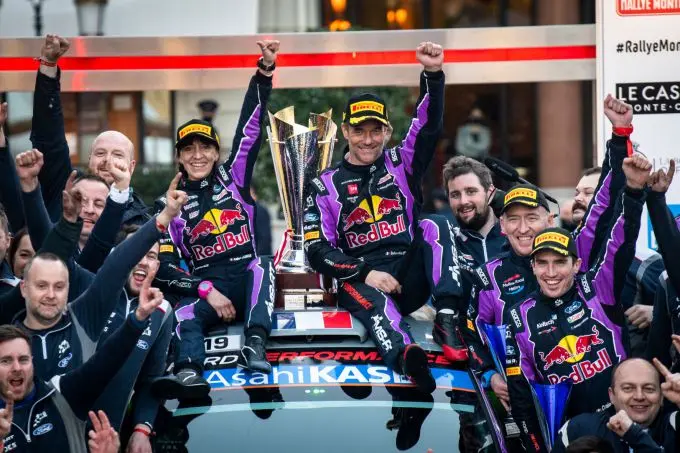 Sebastien_Loeb_Isabelle_Galmiche_Monte_Carlo_2022_winnaars